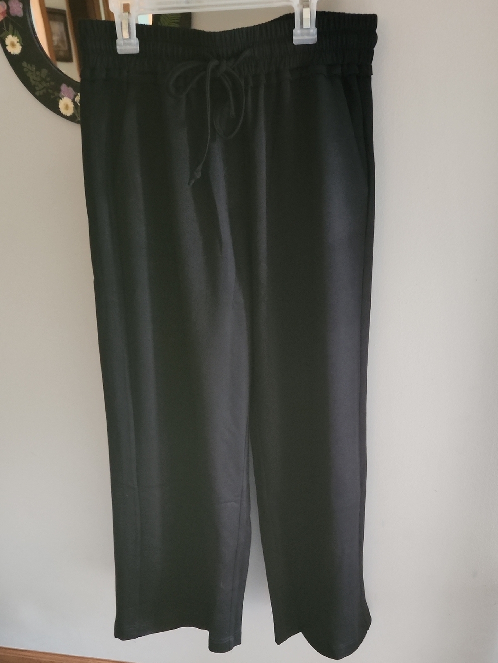 White birch Lightweight Black Drawstring Elastic Waist Wide Straight Leg Pants